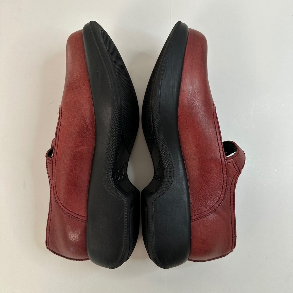 Dansko Mary Jane Chunky Platform Rounded Toe Shoes Red Leather Perforated Buckle - Picture 7 of 15